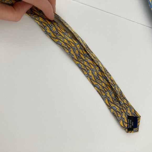 Lot of 3 Yellow & Blue 100% Silk Nautical Themed Ties Preppy Crab Dolphin Vines - Picture 10 of 15